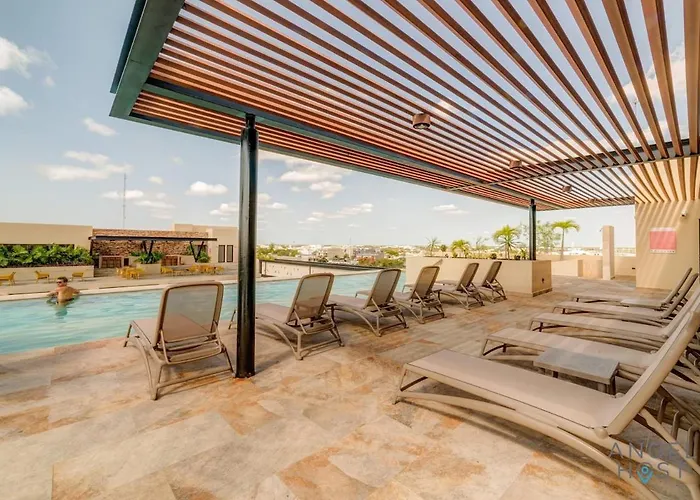 Syrena Luxury Downtown Aparthotel